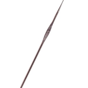 P Parla Metal Saplı Dantel Tığ 17 Numara