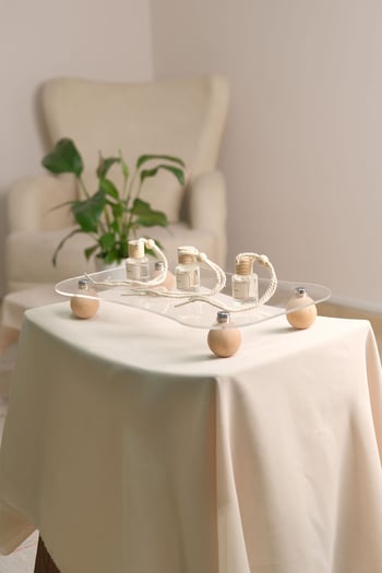 Pikas Ahşap Top Ayaklı Pleksi Sunumluk 005526