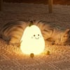 BUFFER® 5 Farklı Renk Modlu Armut Figürlü Pofuduk LED Gece Lambası–Yumuşak Dokulu Çocuk Odası ve Dek