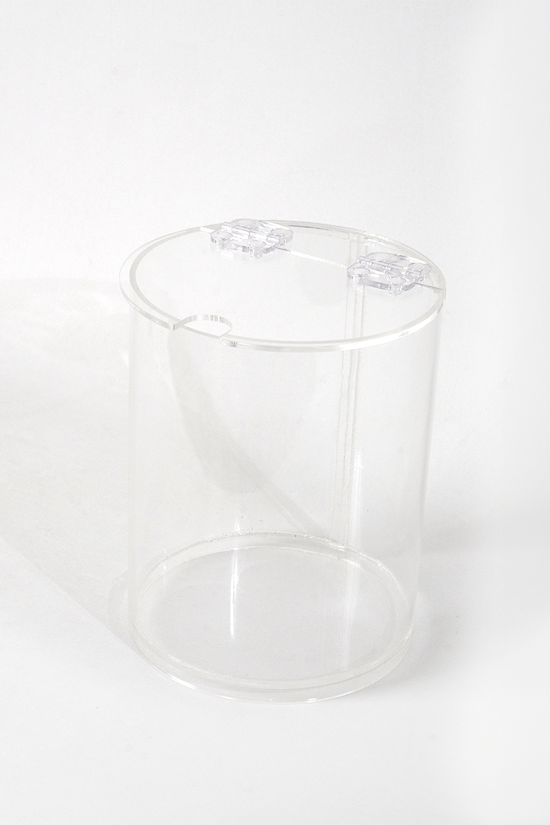 Menteşe Kapaklı Yuvarlak Teşhir Kutusu 