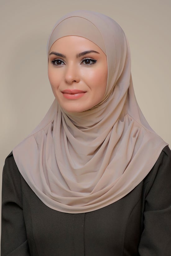Hürrem Bone Bej Pratik Hazır Geçmeli Tesettür Eşarp Sandy Kumaş Kendinden Boneli 1290_12